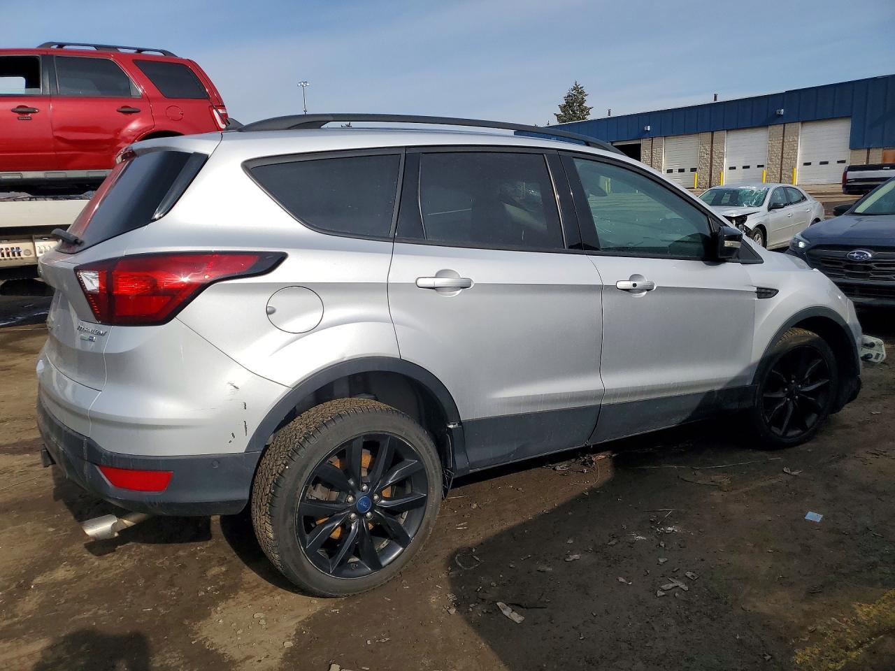 2019 Ford Escape Titanium - Фото 3