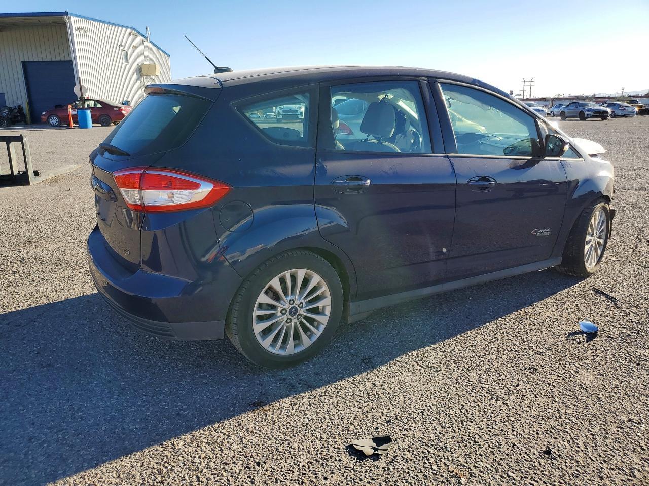 2017 Ford C-Max Se - Фото 3