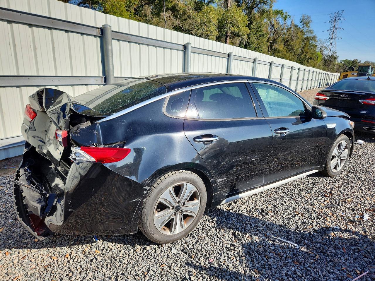 2017 Kia Optima Hybrid Ex - Image 3