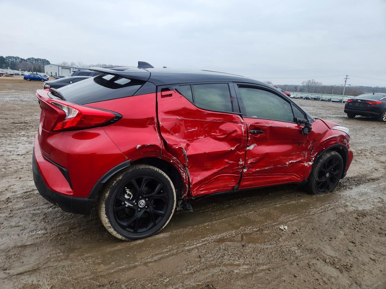 2022 Toyota C-Hr Nightshade - Фото 3