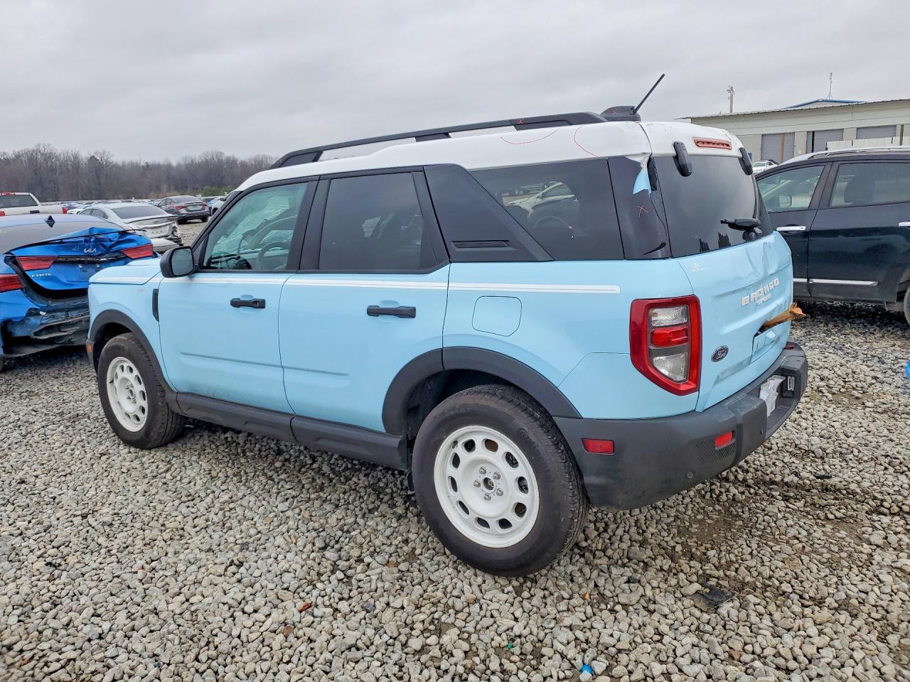 2025 Ford Bronco Sport Heritage - Фото 2