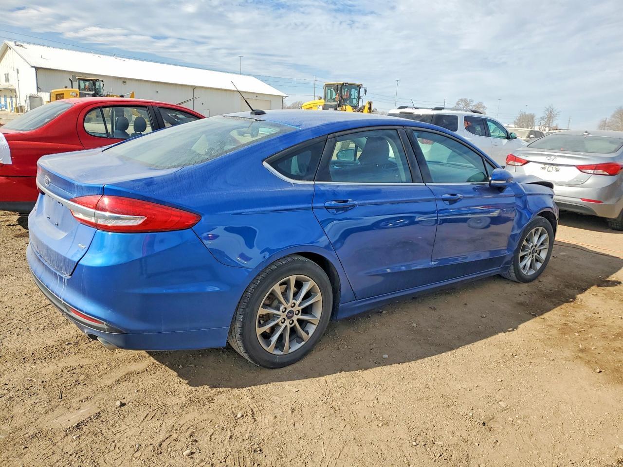 2017 Ford Fusion Se - Фото 3