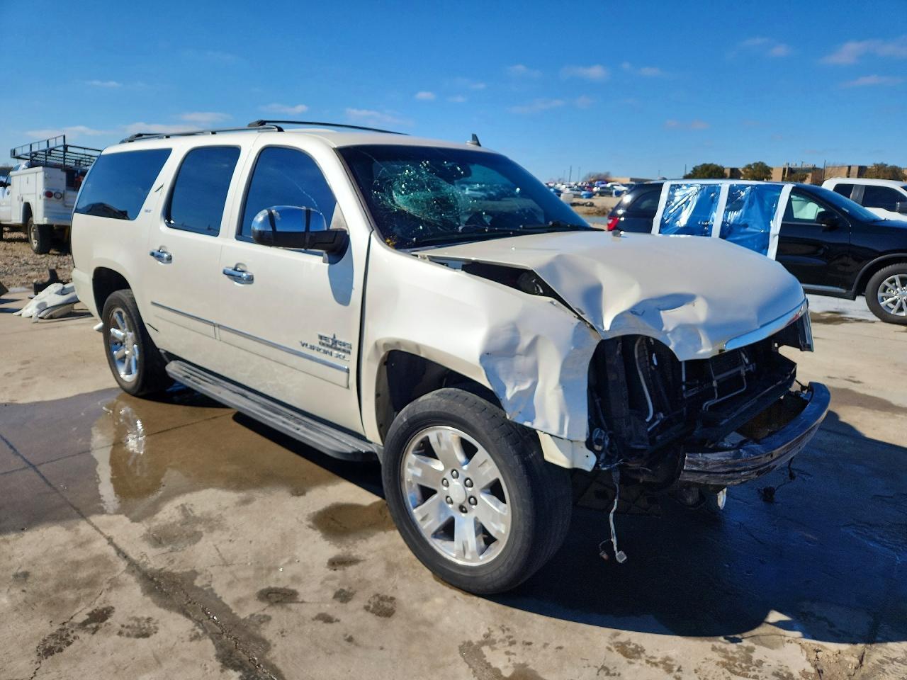 2013 GMC Yukon Xl C1500 Slt - Image 4