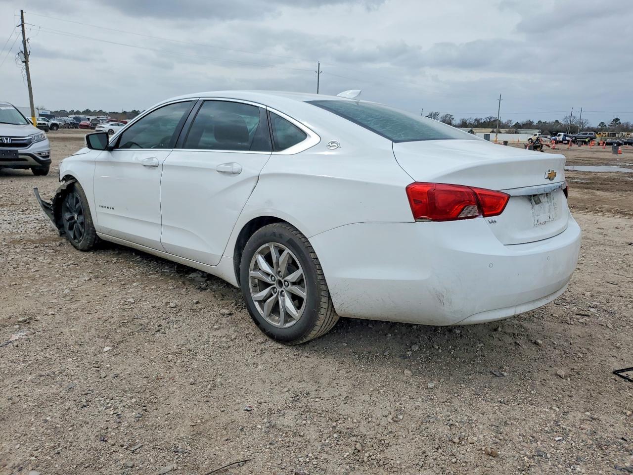 2017 Chevrolet Impala - Фото 2