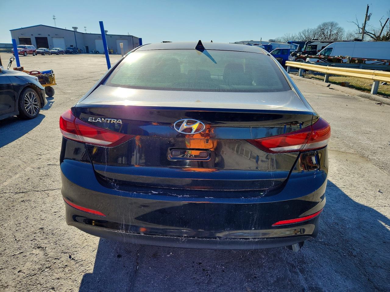 2017 Hyundai Elantra Se - Фото 6