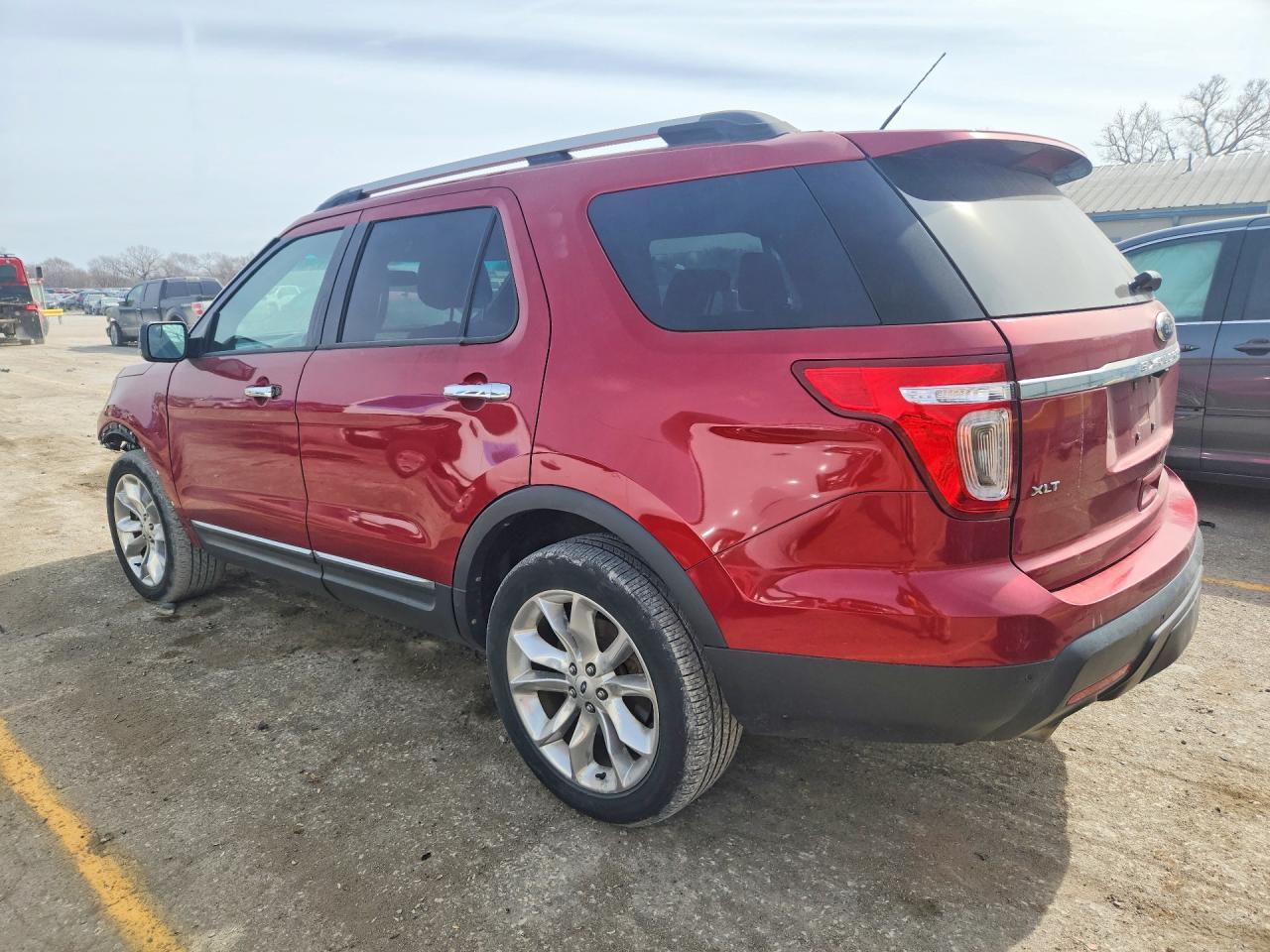 2014 Ford Explorer Xlt - Image 2