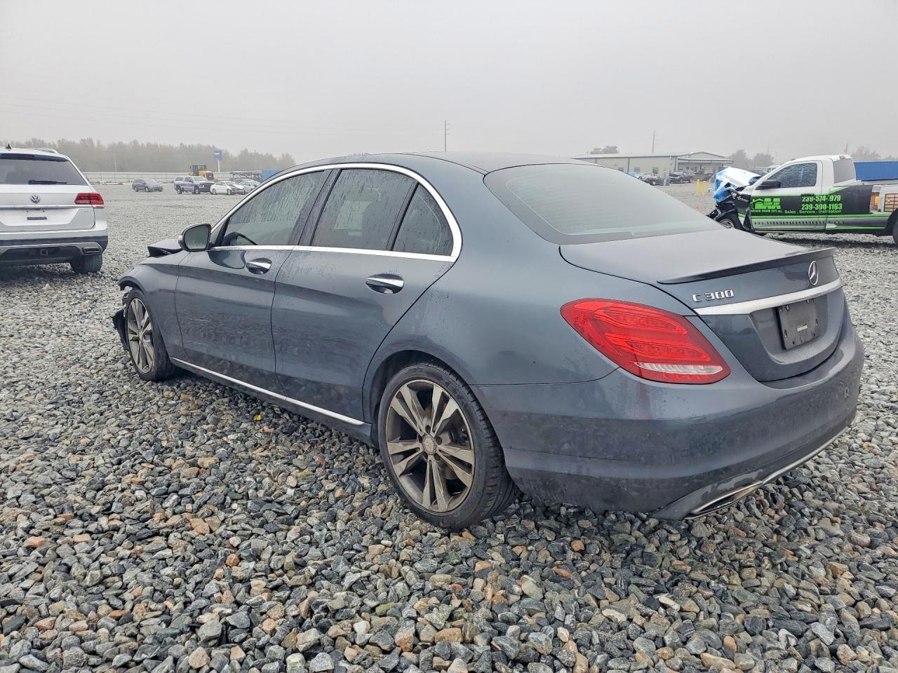 2015 Mercedes-Benz C 300 - Фото 2