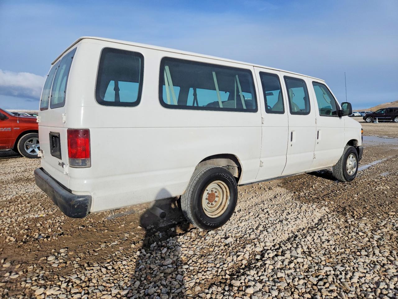2009 Ford Econoline E350 Super Duty Wagon - Фото 3