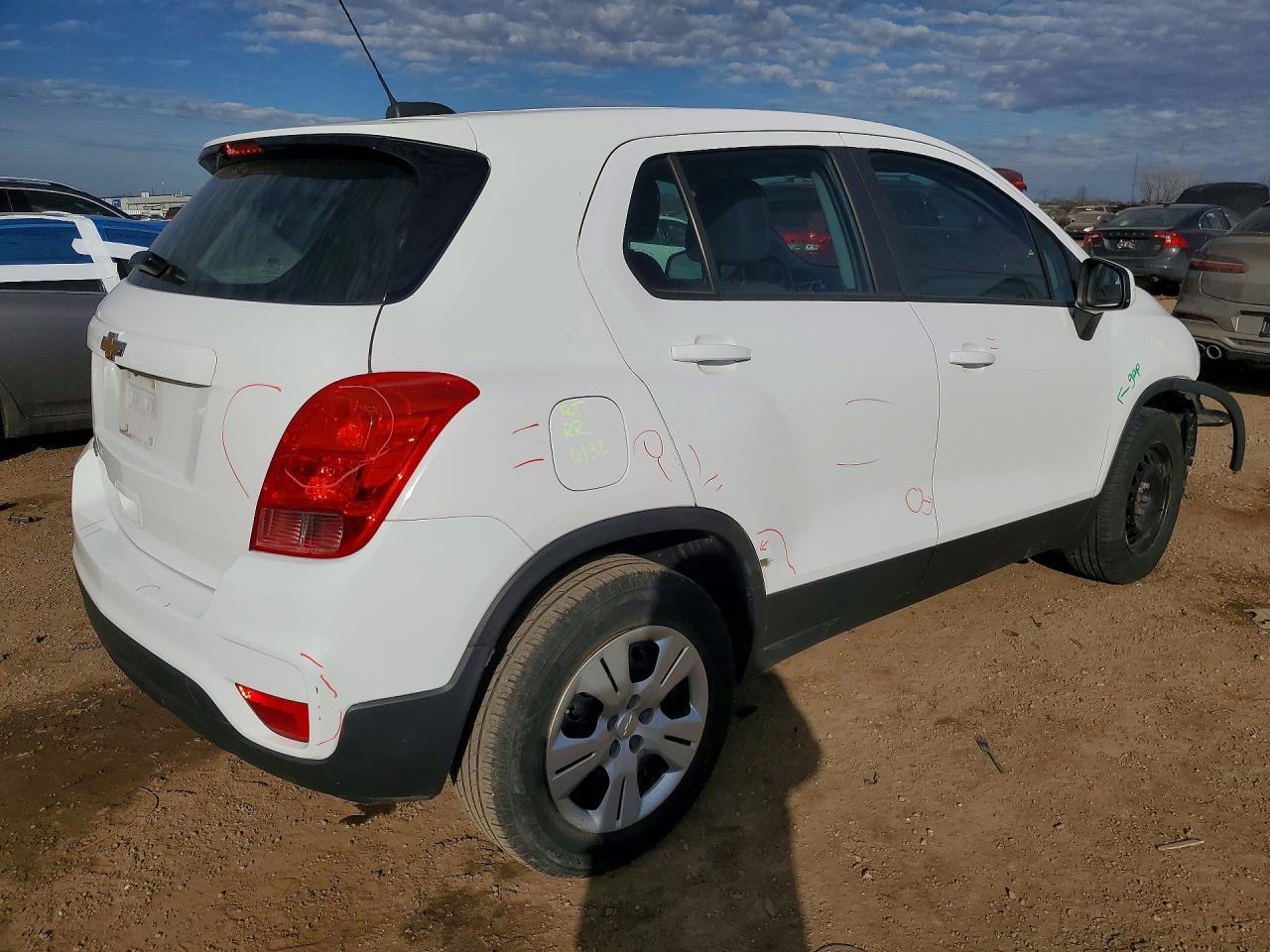 2018 Chevrolet Trax Ls - Image 3