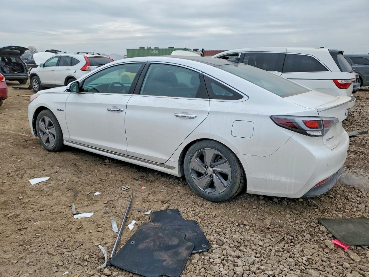 2016 Hyundai Sonata Hybrid Limited - Image 2
