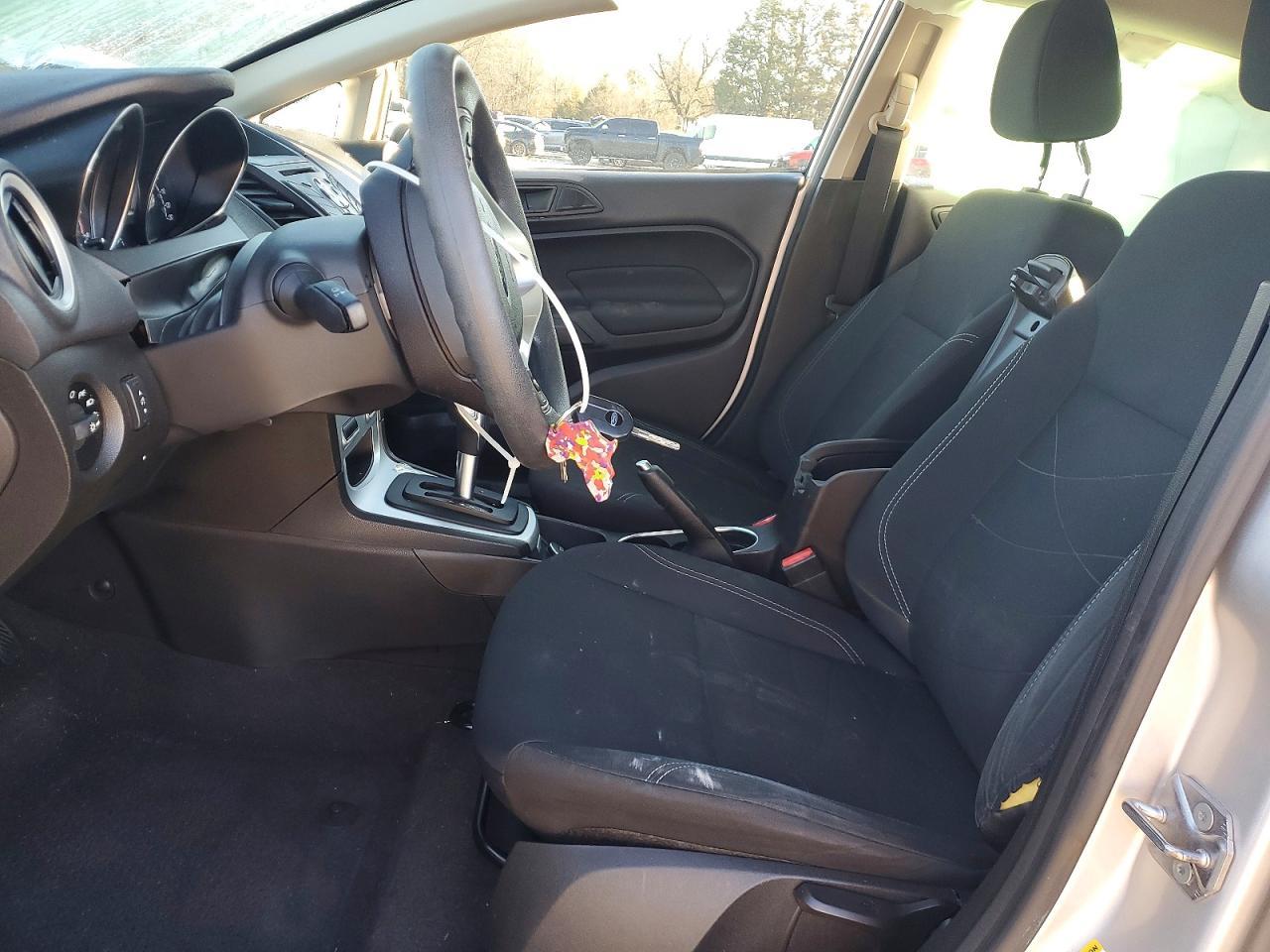 2019 Ford Fiesta Se - Image 7