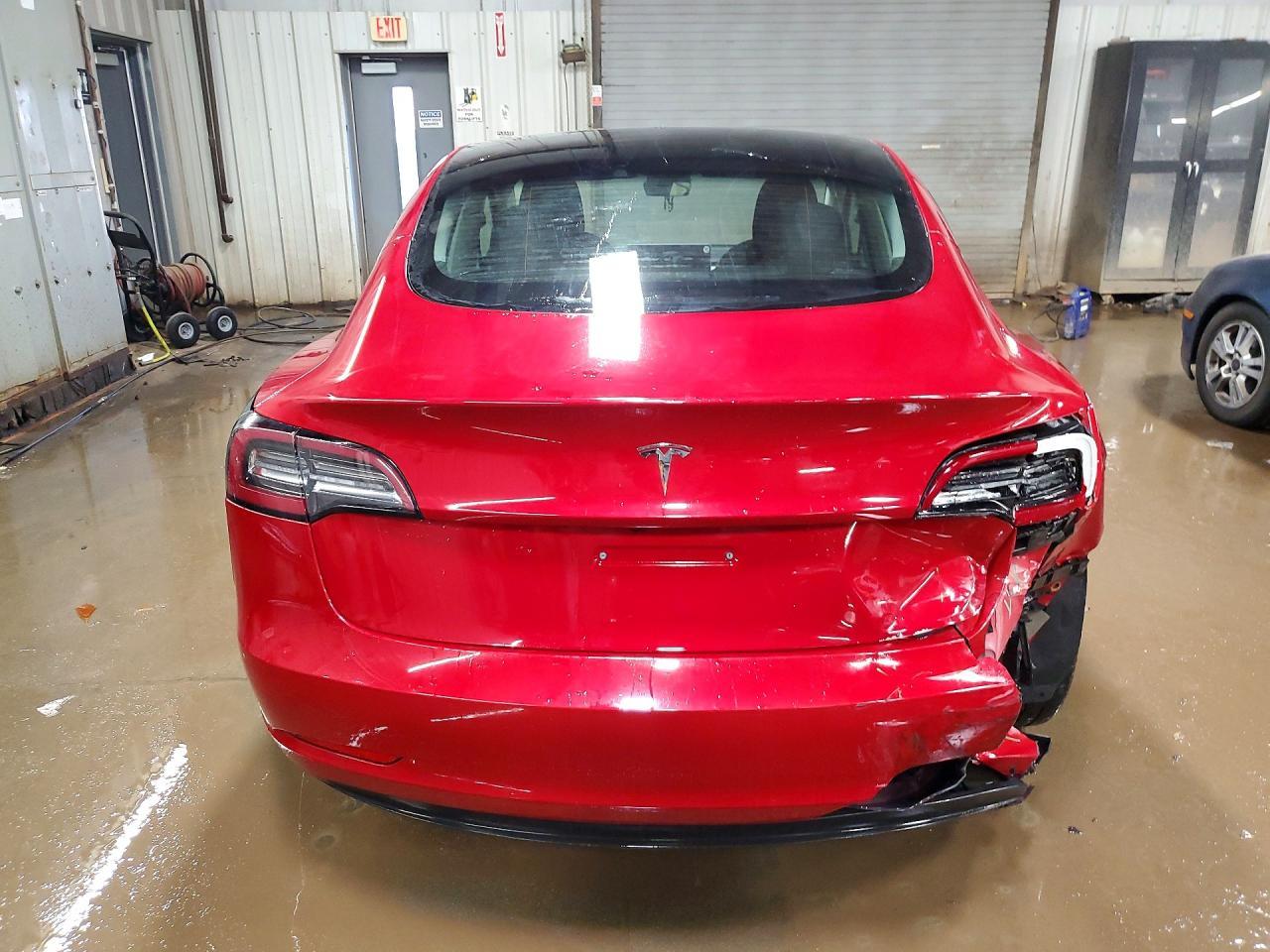 2023 Tesla Model 3 - Image 6