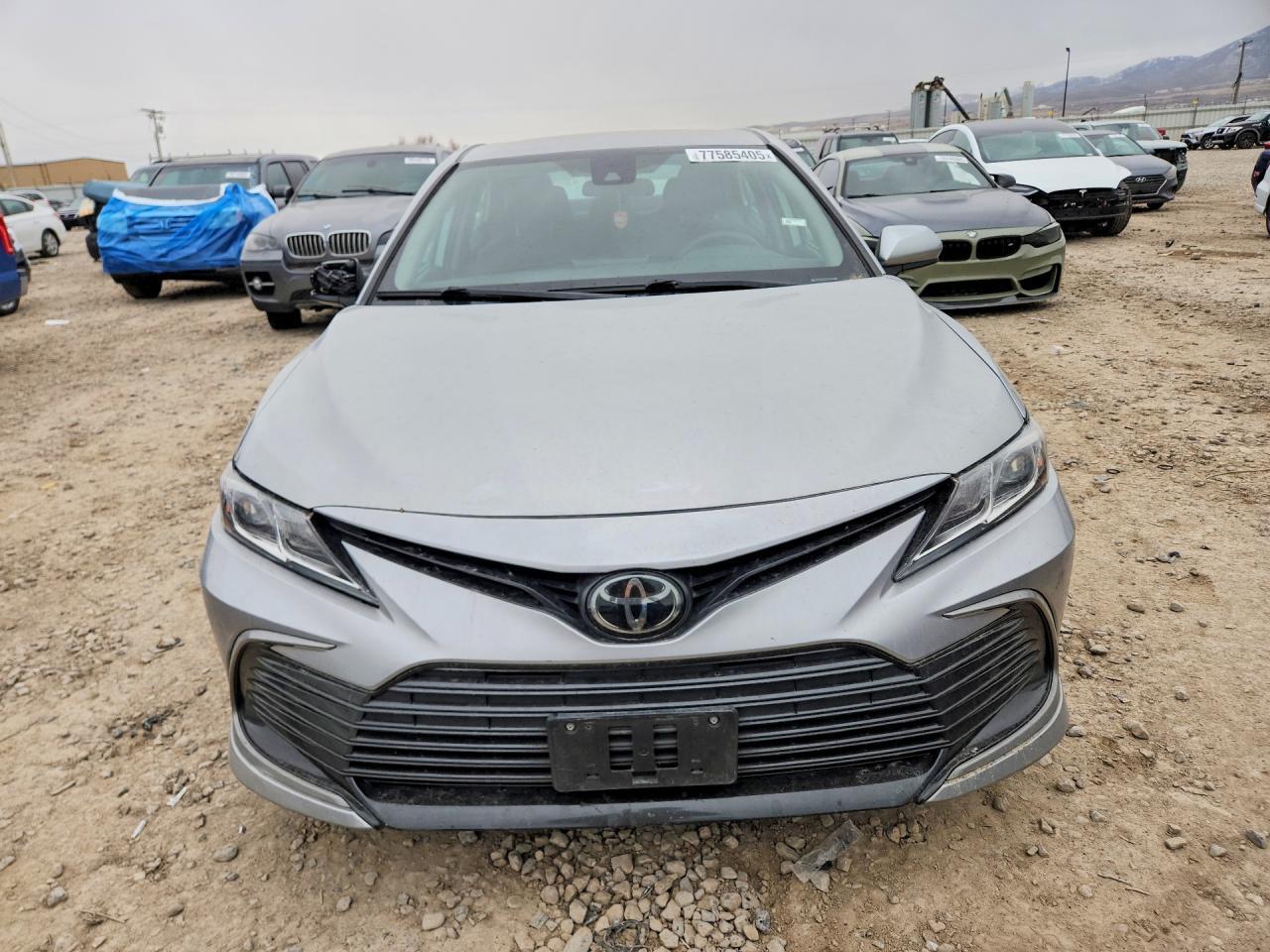 2022 Toyota Camry Le - Фото 5