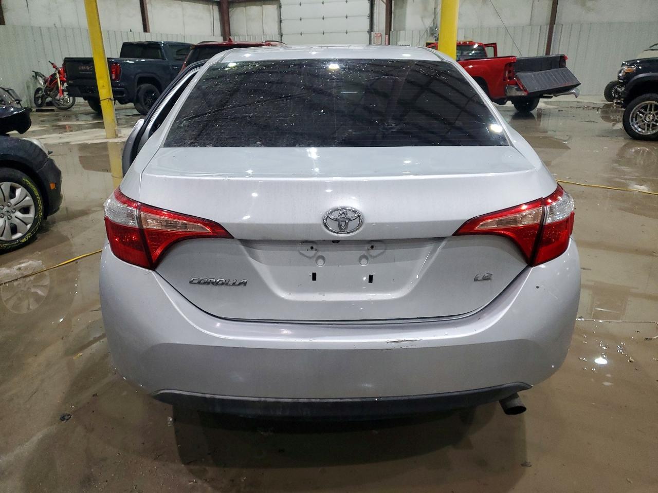 2016 Toyota Corolla Le - Фото 6