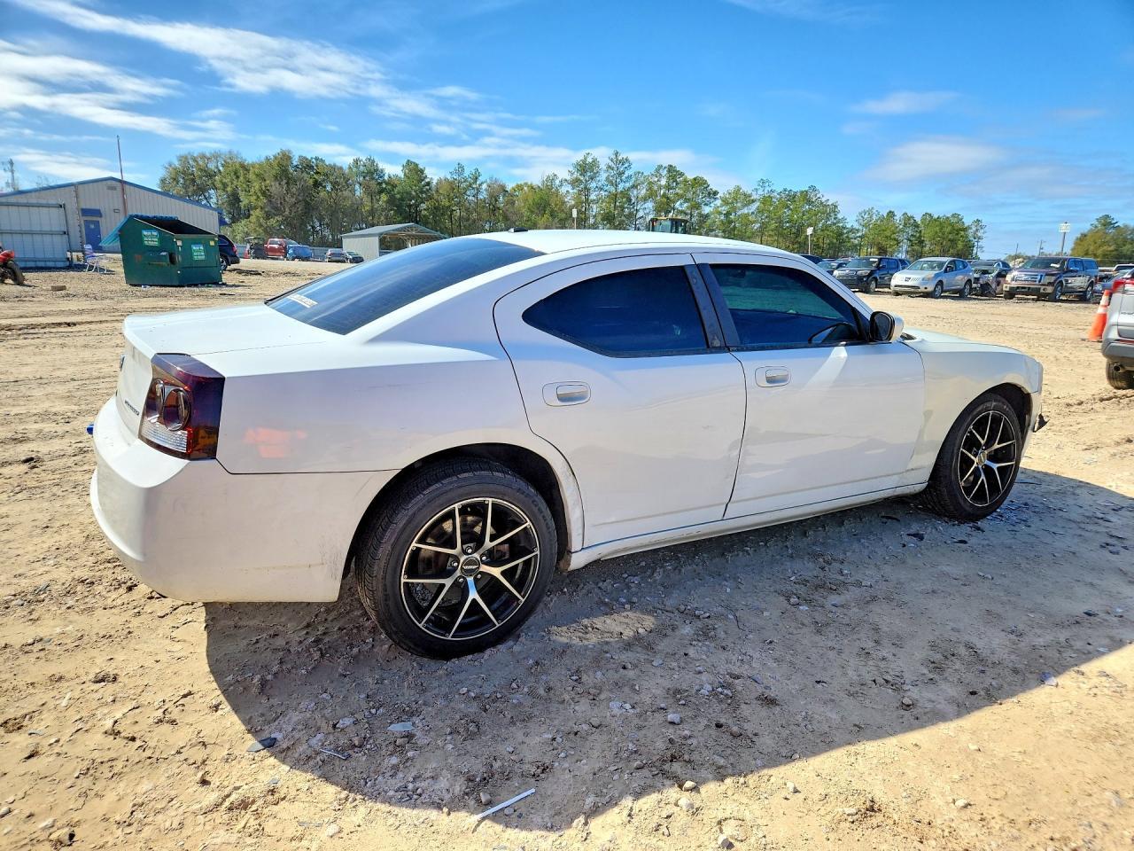 2010 Dodge Charger - Фото 3