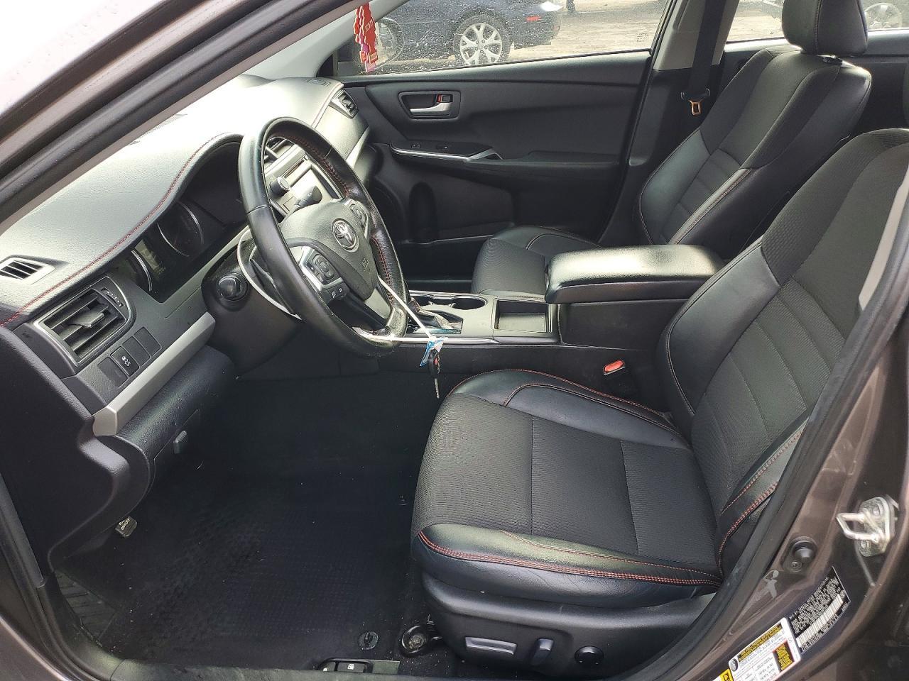 2016 Toyota Camry Le - Image 7