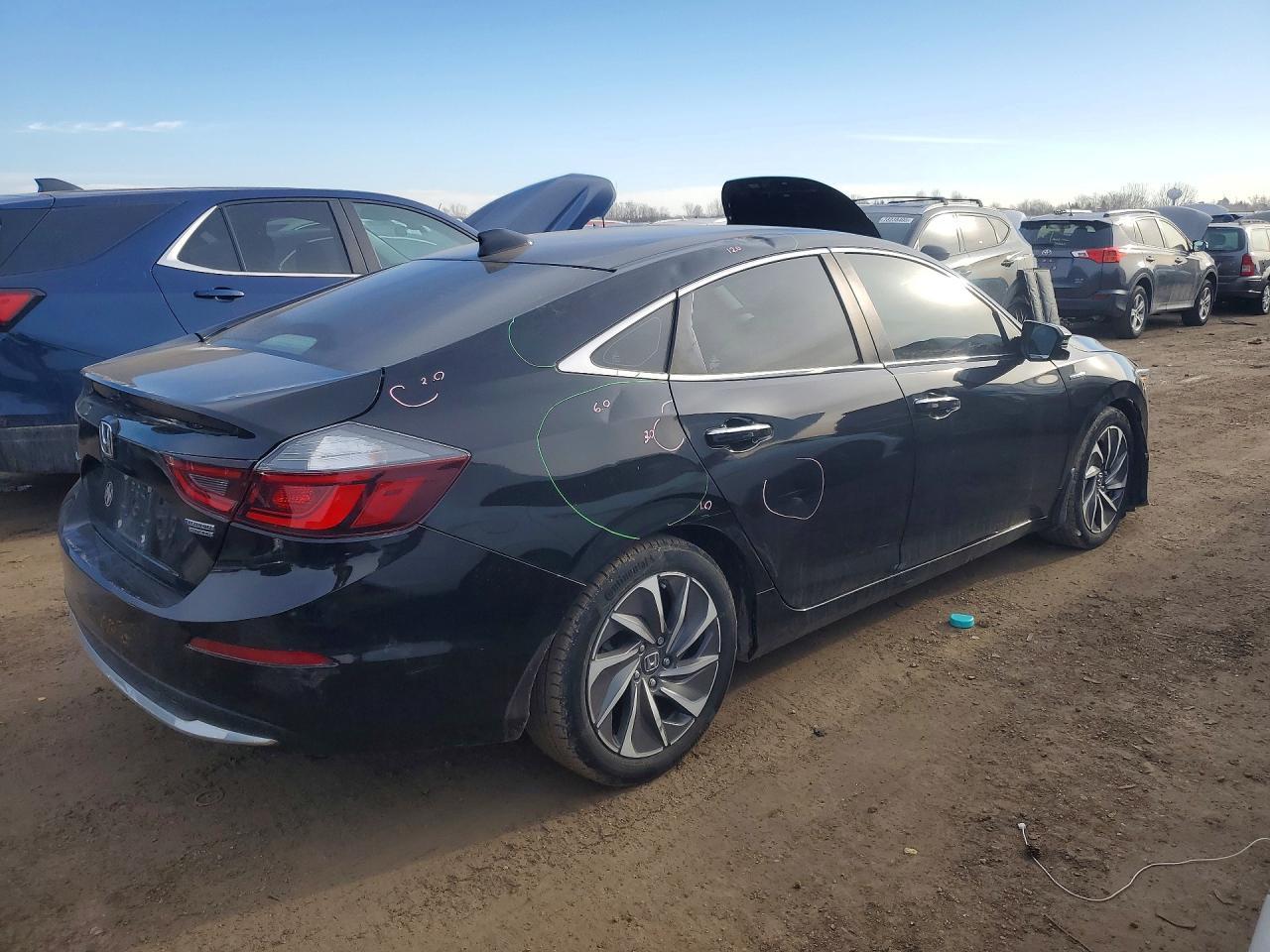 2019 Honda Insight Touring - Image 3