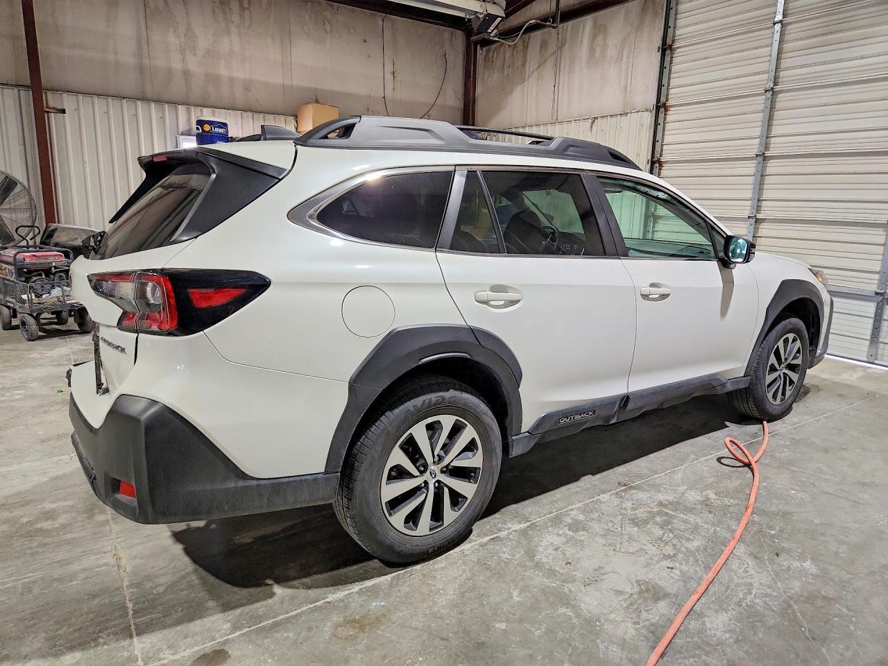 2025 Subaru Outback Premium - Image 3