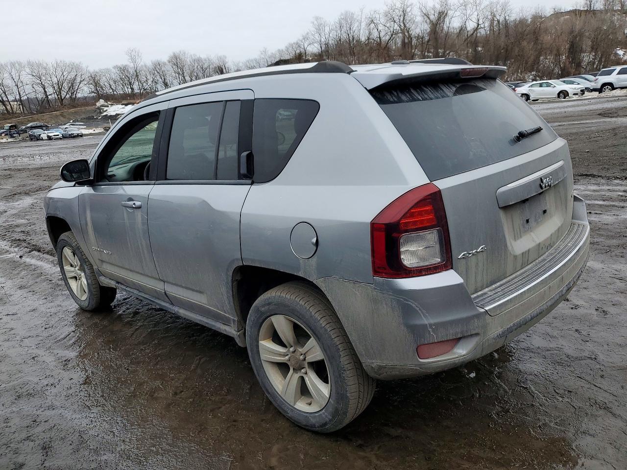 2015 Jeep Compass Latitude - Image 2