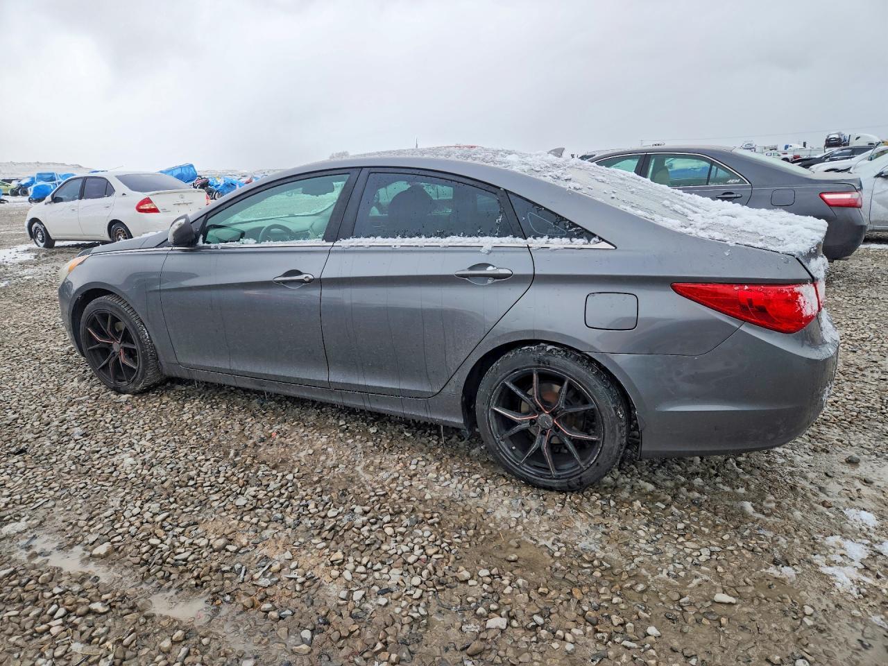 2012 Hyundai Sonata Gls - Image 2