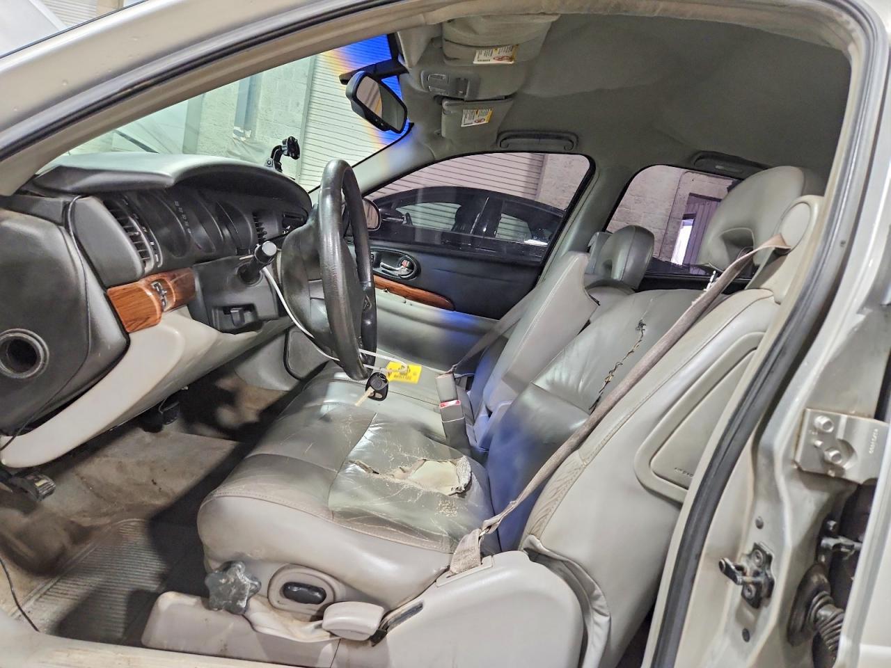 2004 Buick Lesabre Custom - Image 7
