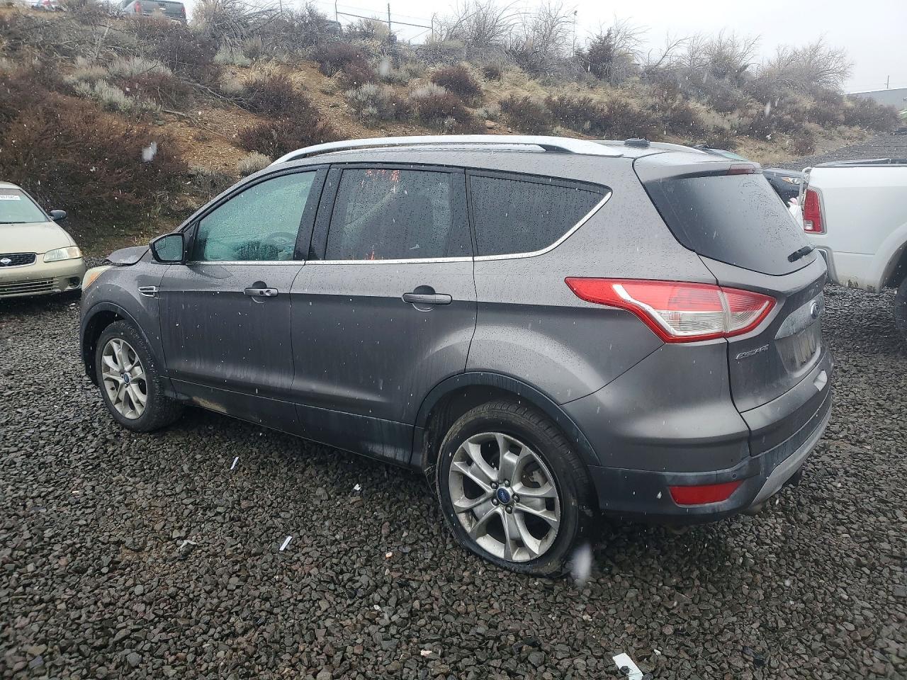 2014 Ford Escape Titanium - Фото 2