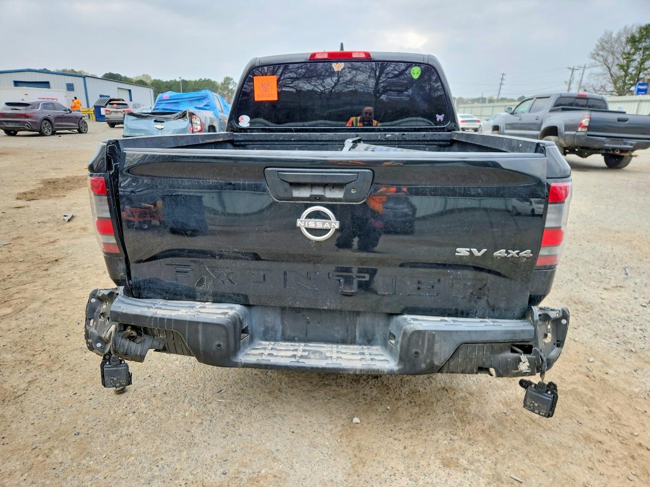 2022 Nissan Frontier - Image 6