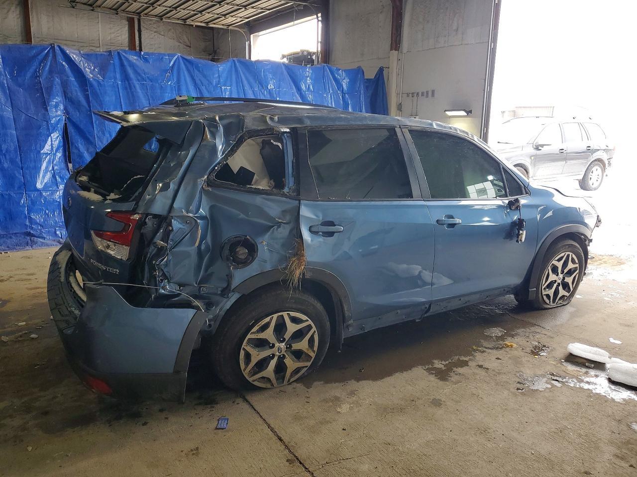 2019 Subaru Forester Premium - Фото 3