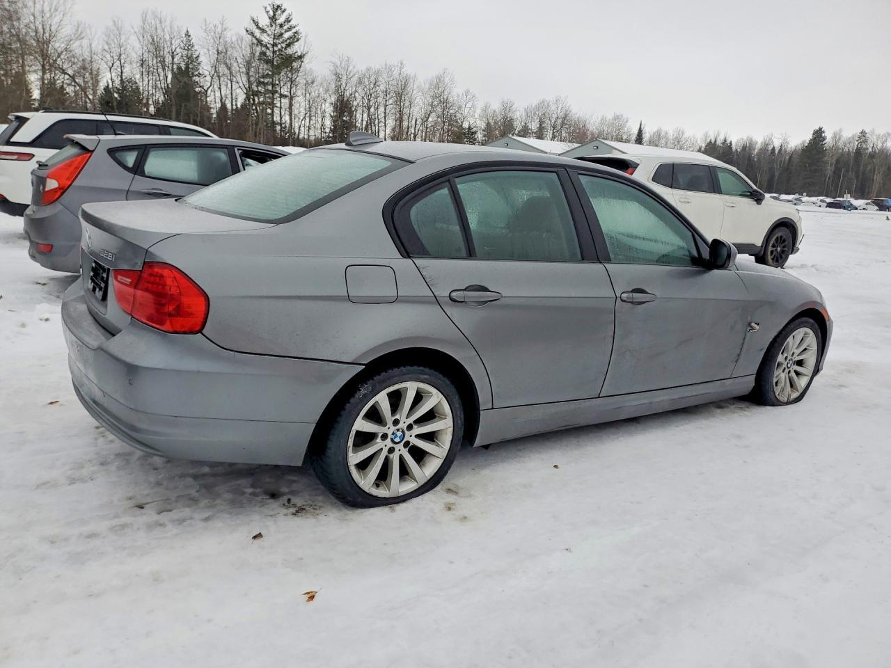 2011 BMW 328 Xi - Фото 3