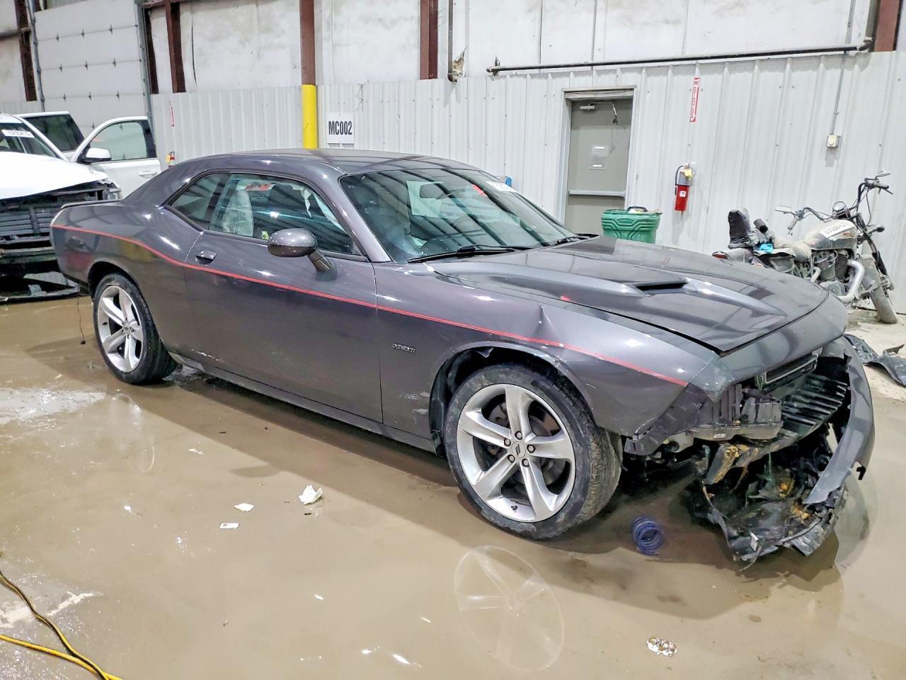 2017 Dodge Challenger R - Фото 4
