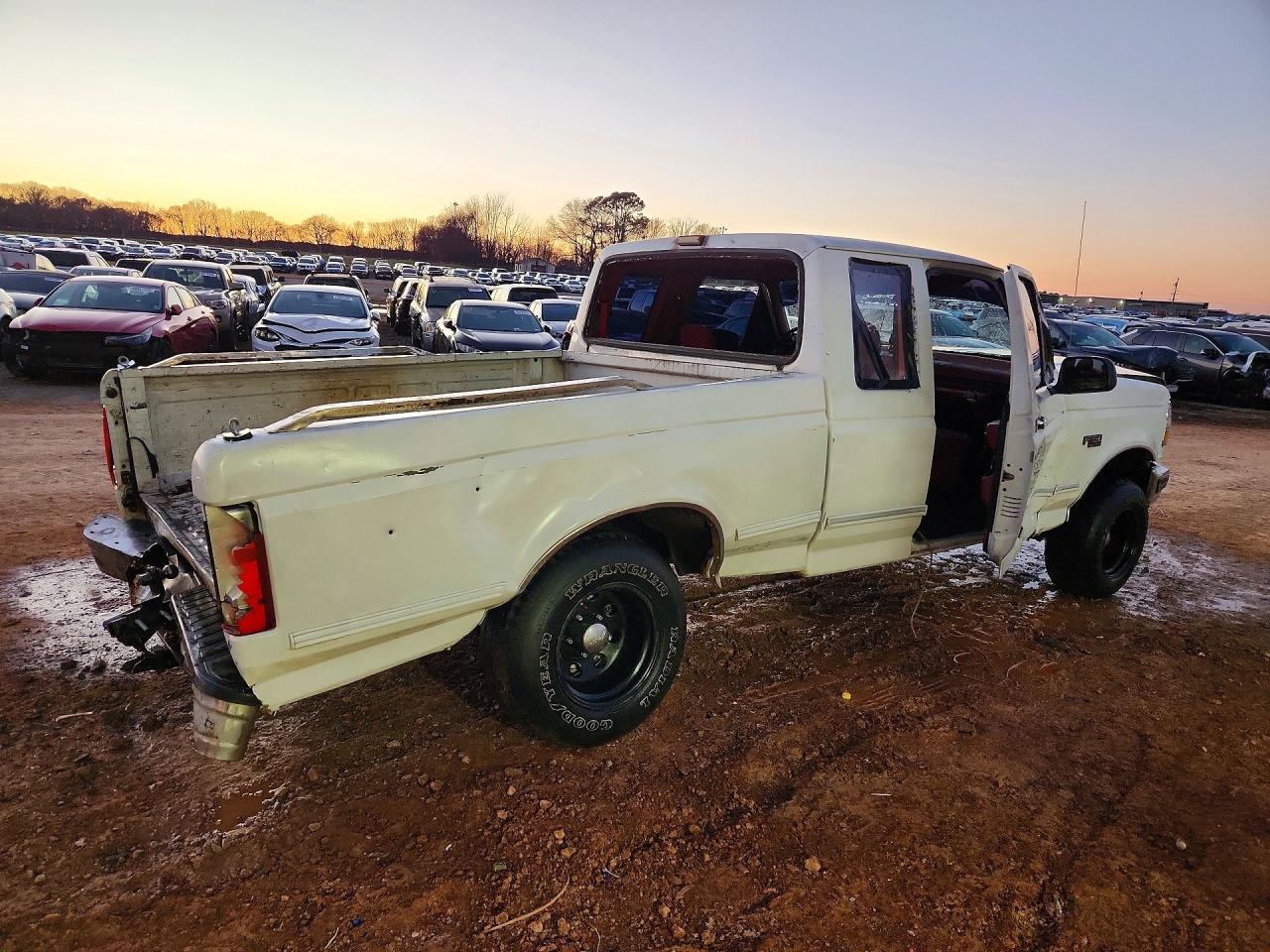 1993 Ford F150 - Фото 3