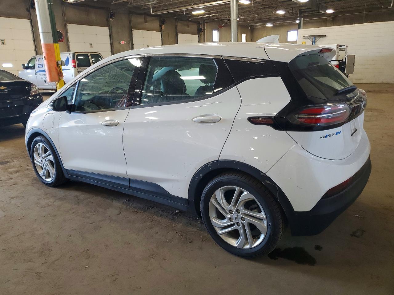 2023 Chevrolet Bolt Ev 1Lt - Image 2