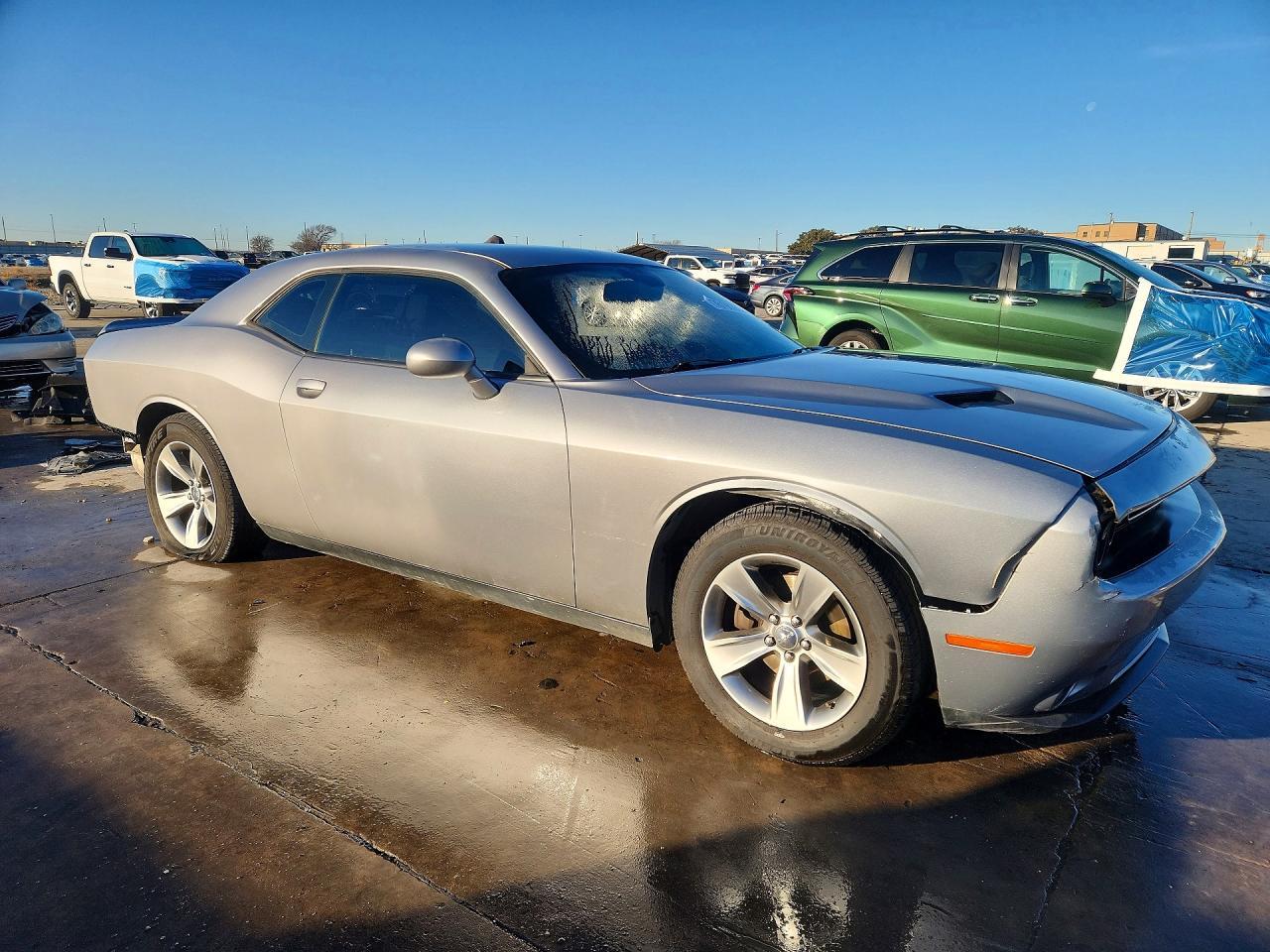 2018 Dodge Challenger Sxt - Image 4