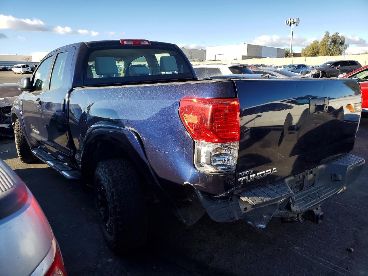 2010 Toyota Tundra Grade - Фото 2