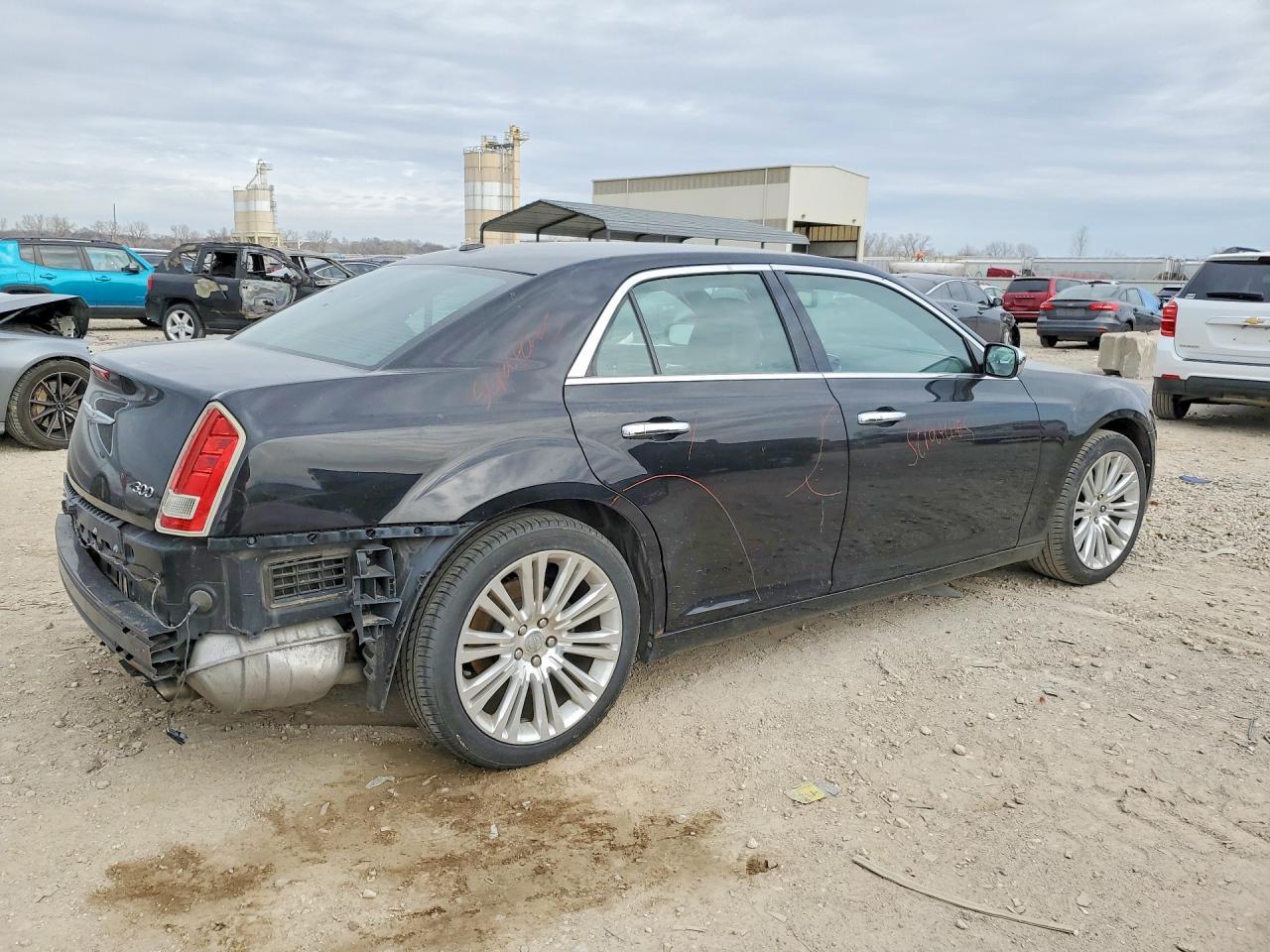 2011 Chrysler 300 Limited - Фото 3