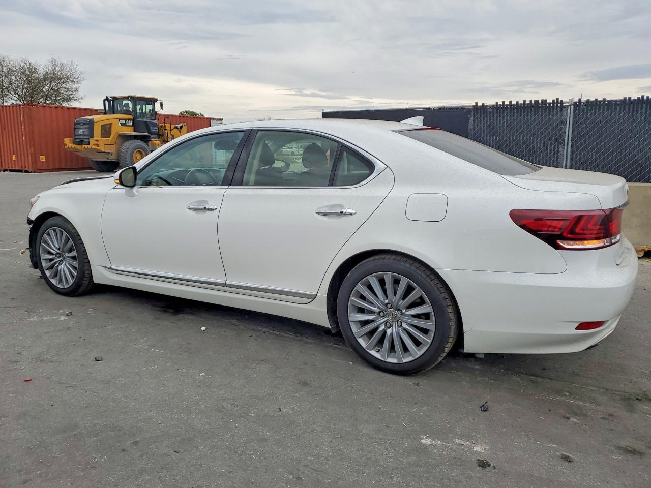 2015 Lexus Ls 460 Base - Image 2