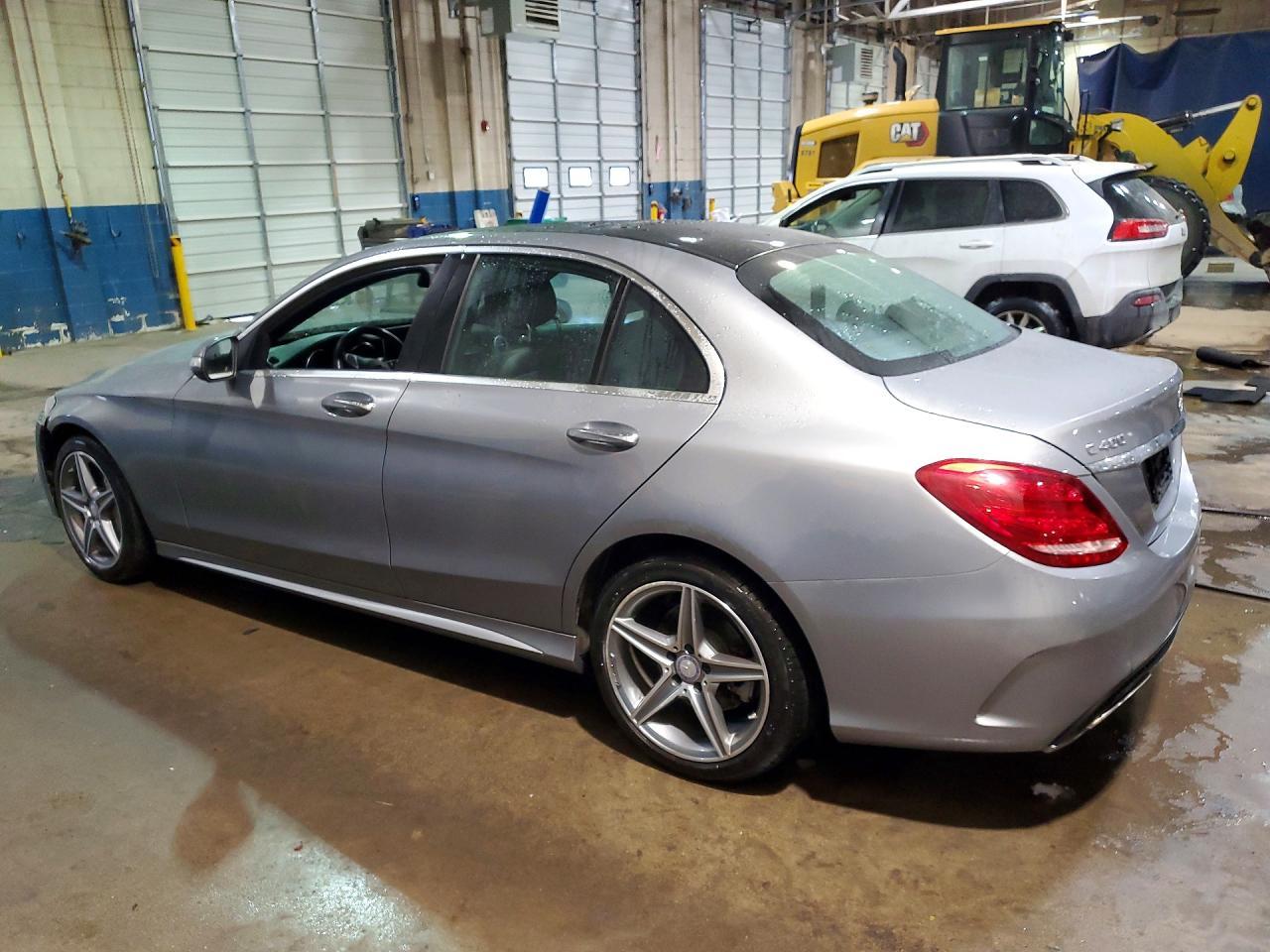 2015 Mercedes-Benz C 400 4Matic - Фото 2