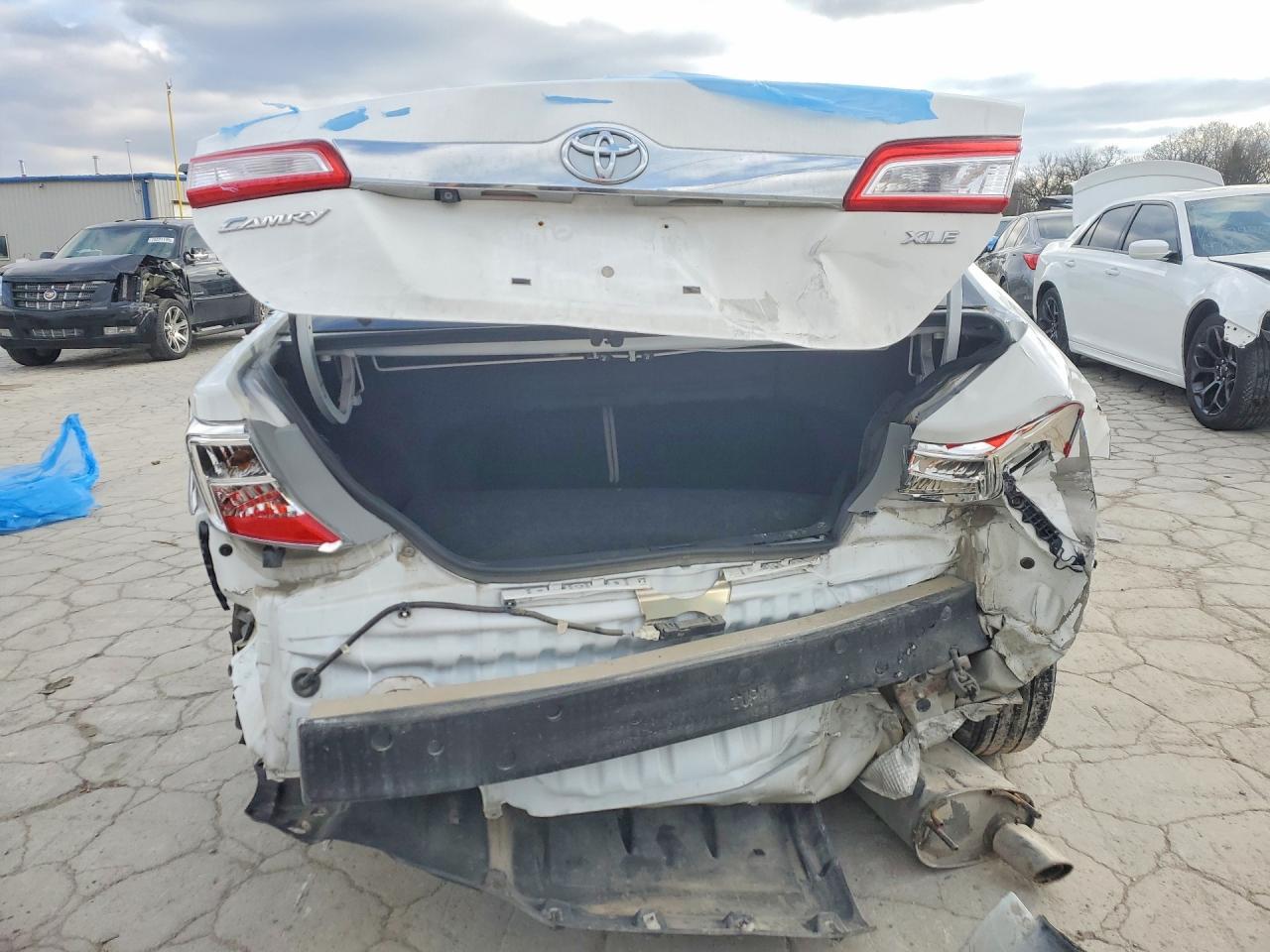 2012 Toyota Camry Base - Image 6