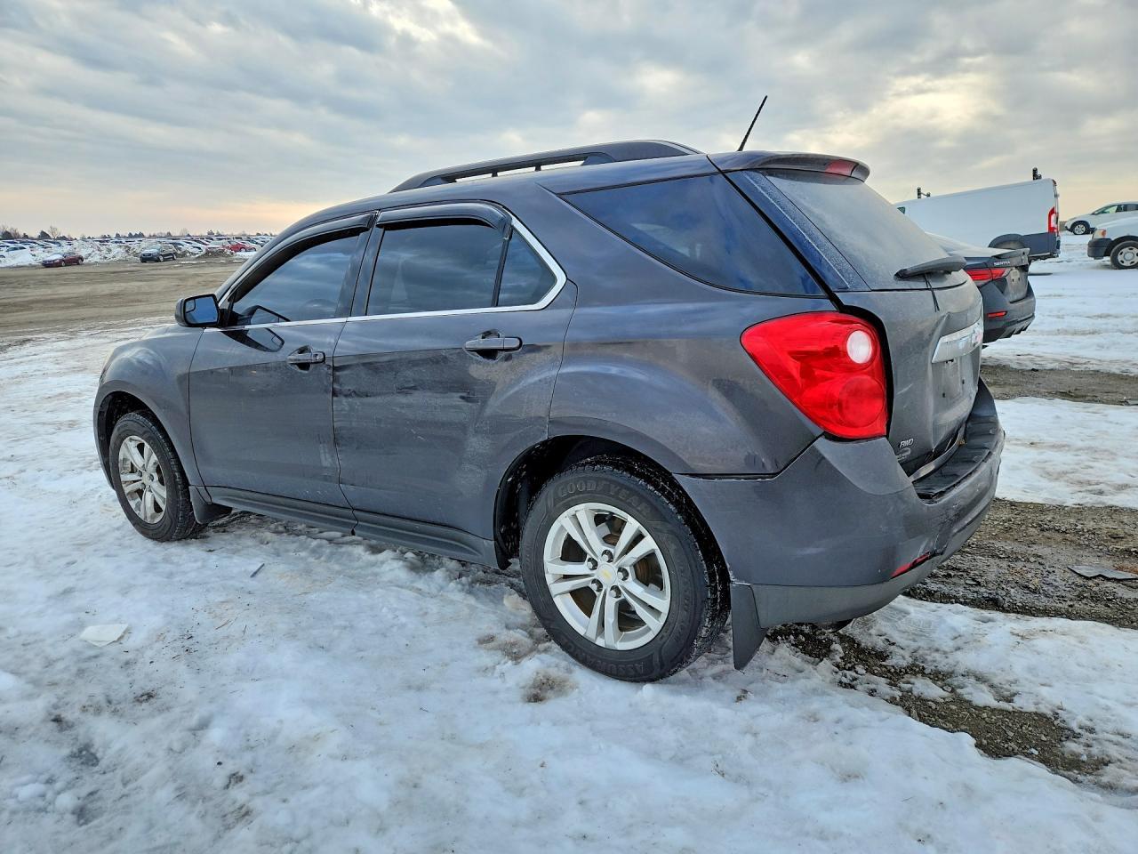 2014 Chevrolet Equinox Lt - Image 2