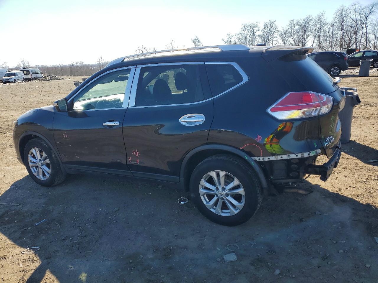 2016 Nissan Rogue S - Фото 2