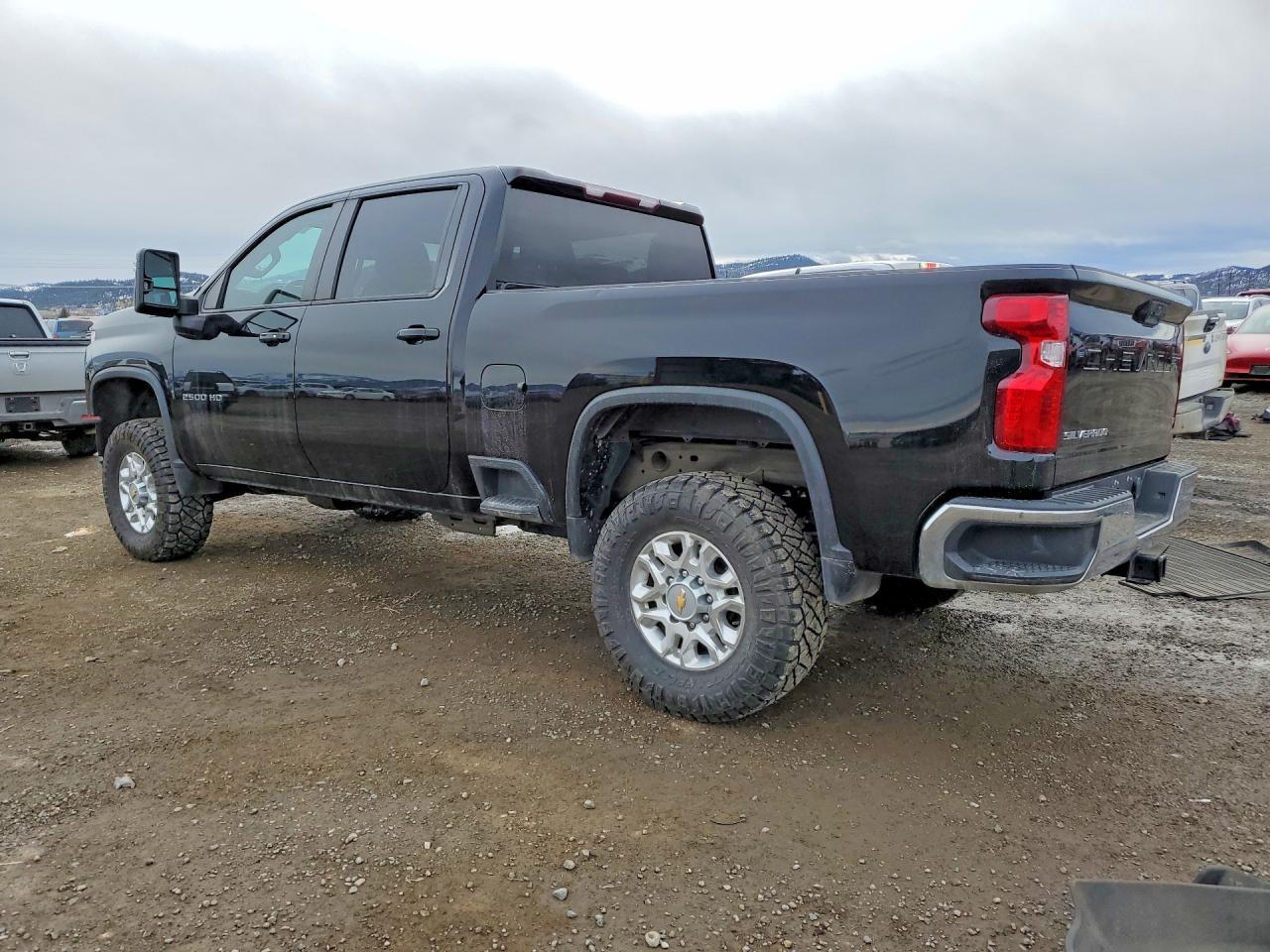 2024 Chevrolet Silverado K2500 Heavy Duty Lt - Image 2
