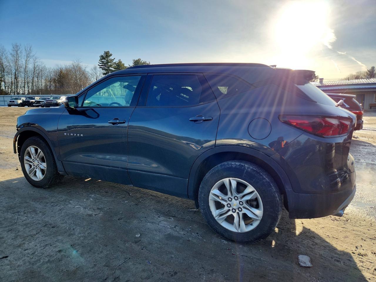 2019 Chevrolet Blazer 2Lt - Image 2