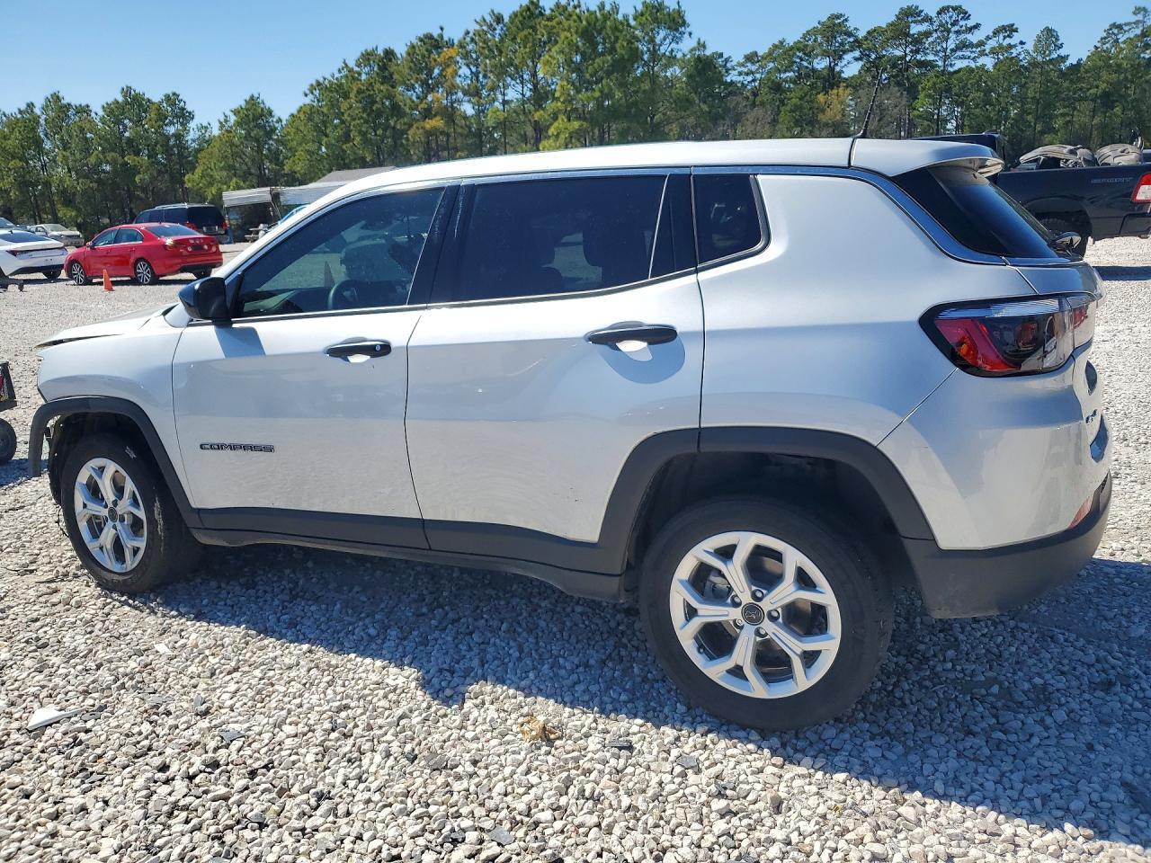 2025 Jeep Compass Sport - Фото 2
