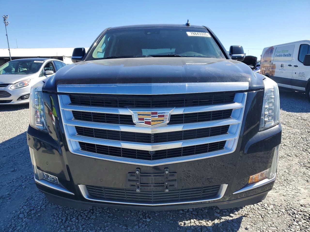 2015 Cadillac Escalade Luxury - Image 5