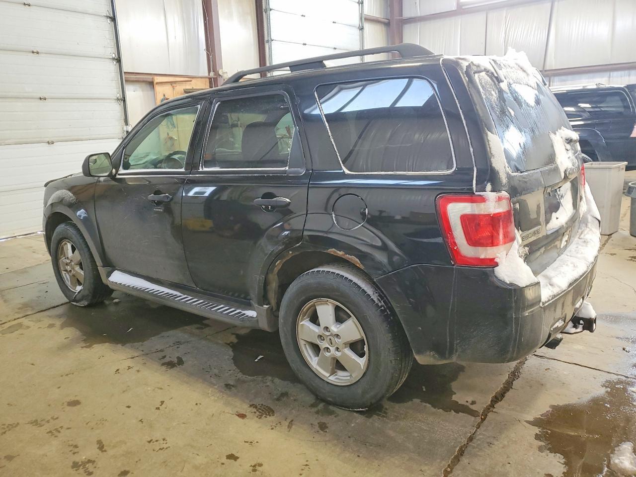 2010 Ford Escape Xlt - Фото 2