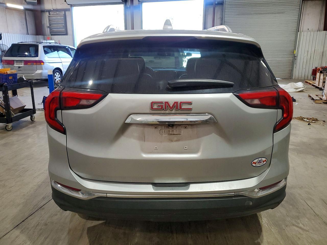 2021 GMC Terrain Slt - Image 6