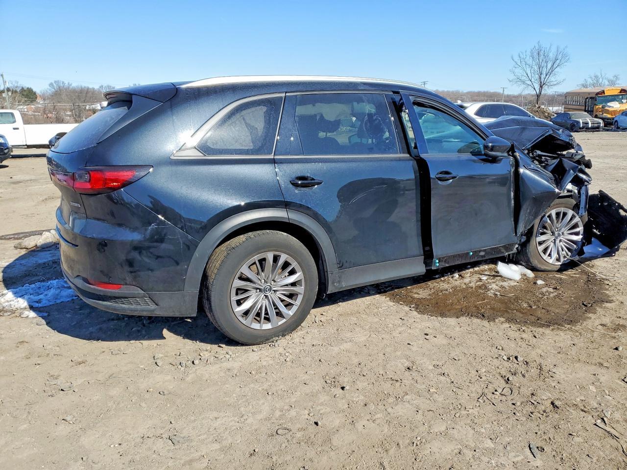 2025 Mazda Cx-90 Preferred - Image 3