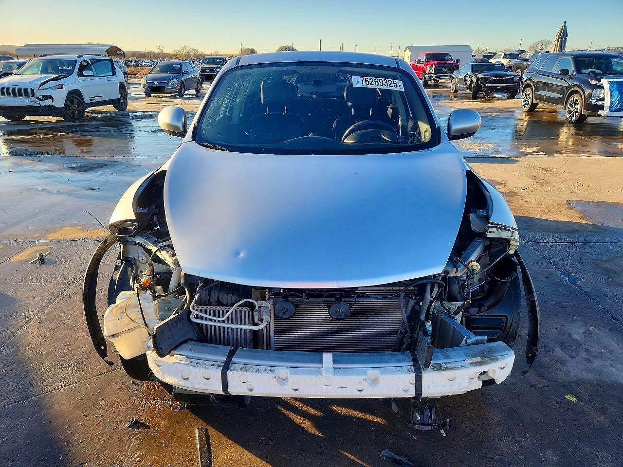 2012 Nissan Juke S - Image 5