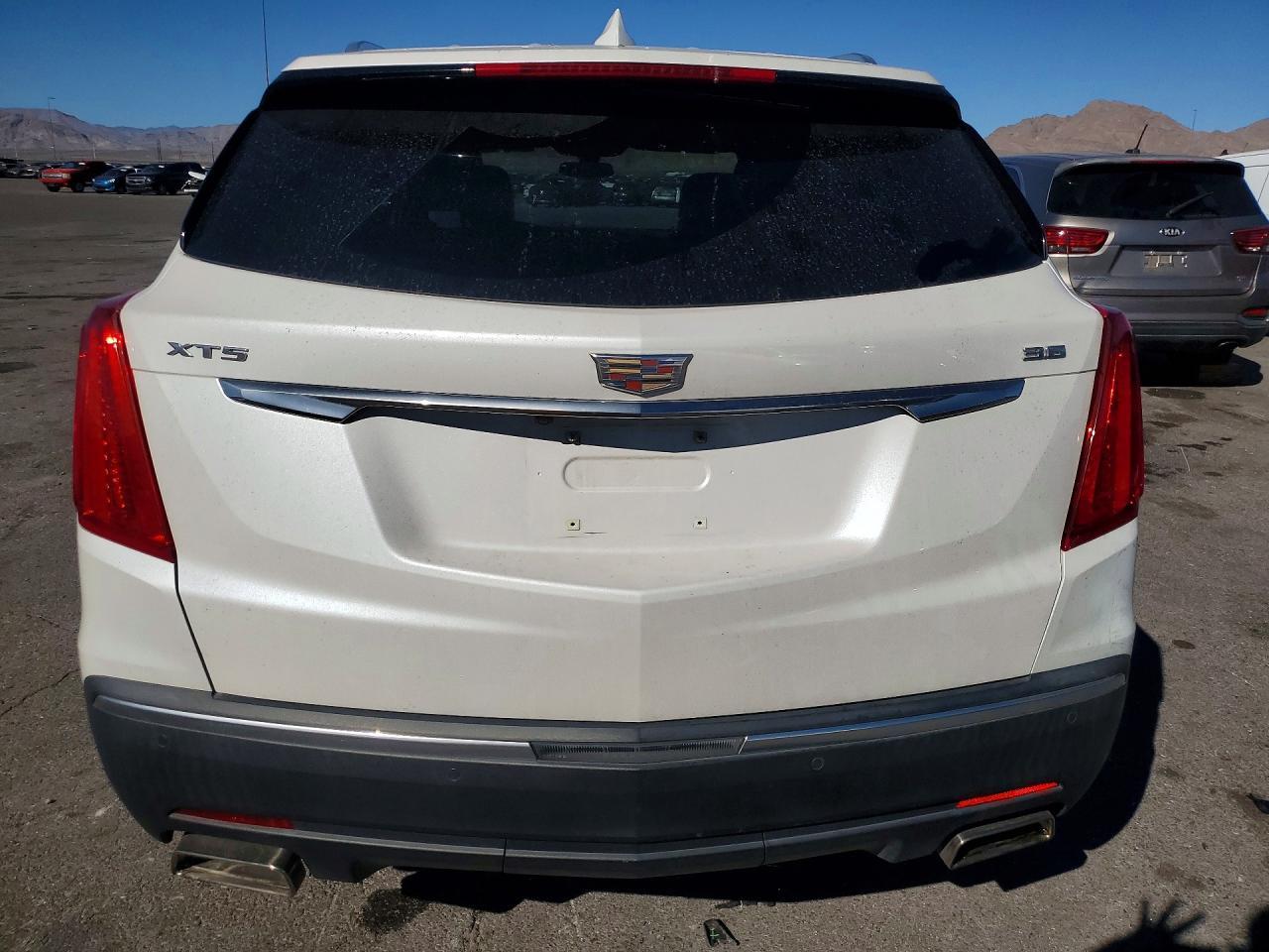 2018 Cadillac Xt5 - Image 6