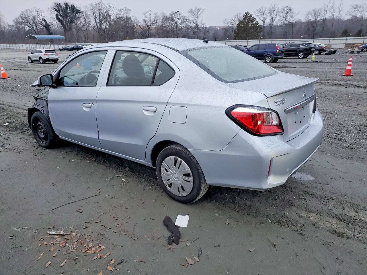 2023 Mitsubishi Mirage G4 Es - Image 2